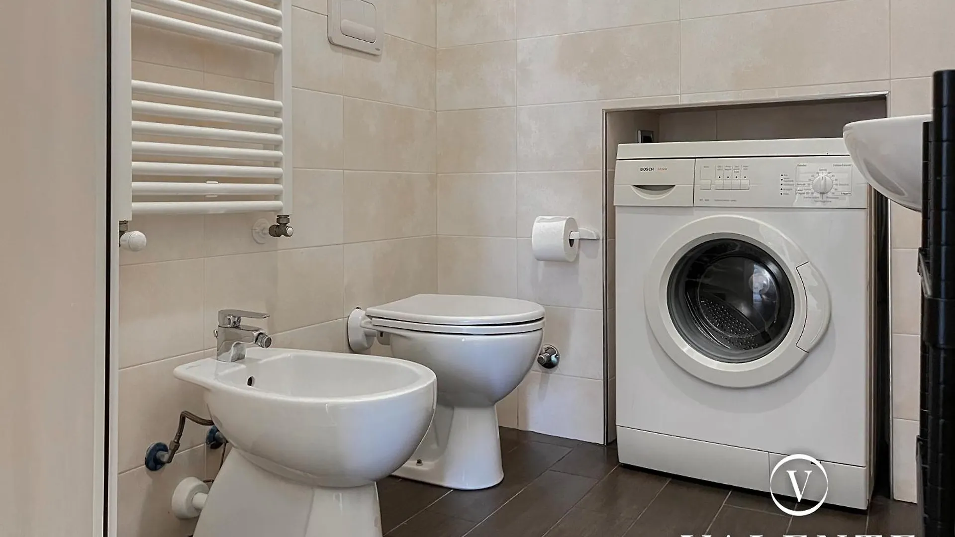 Spazioso Alloggio Con Ascensore Borgo a Buggiano Appartement